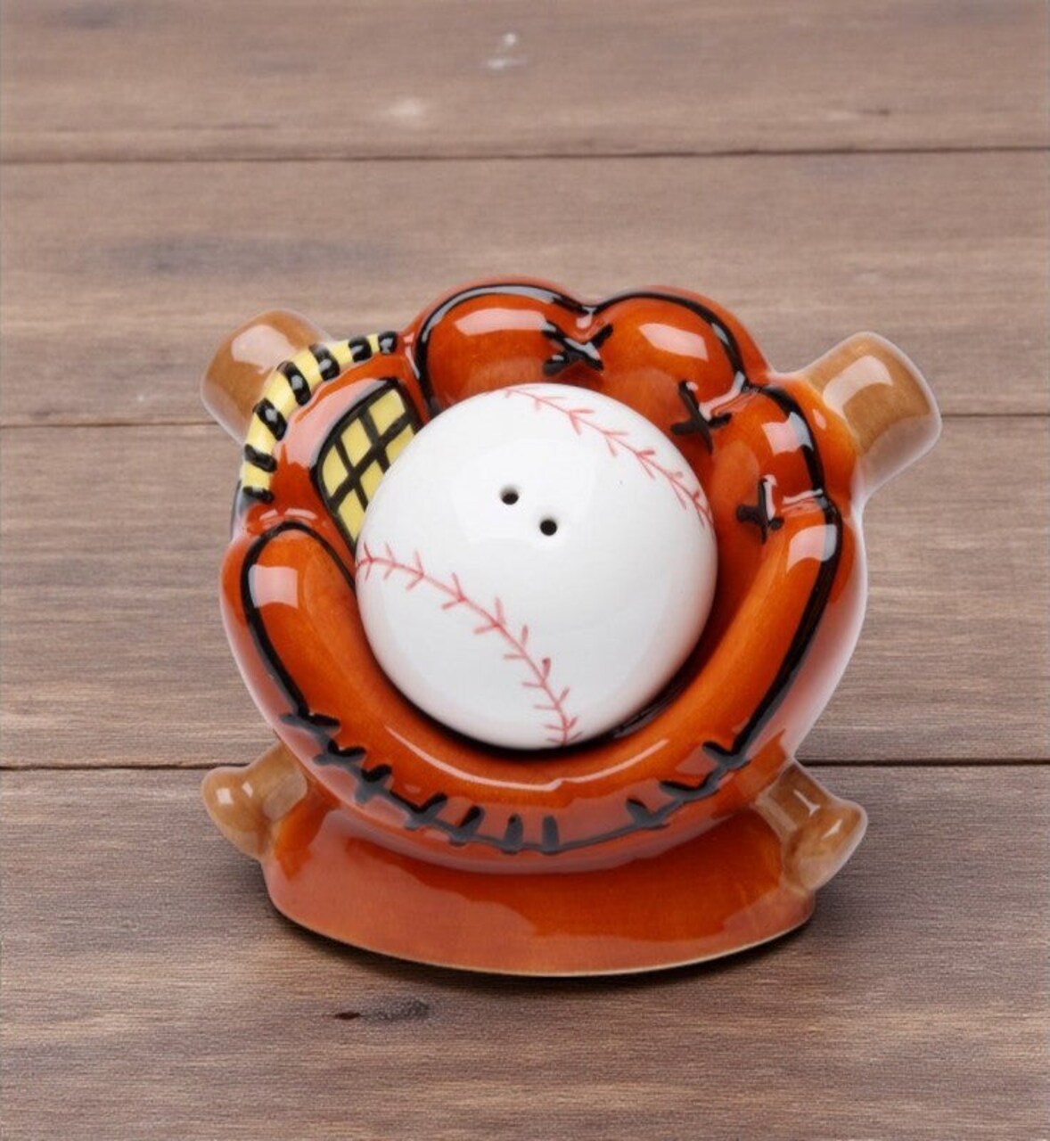 Hand Painted Ceramic Baseball Salt & Pepper Shakers, Home Décor, Gift for Him, Gift for Dad, Kitchen Décor, Game Room Decor